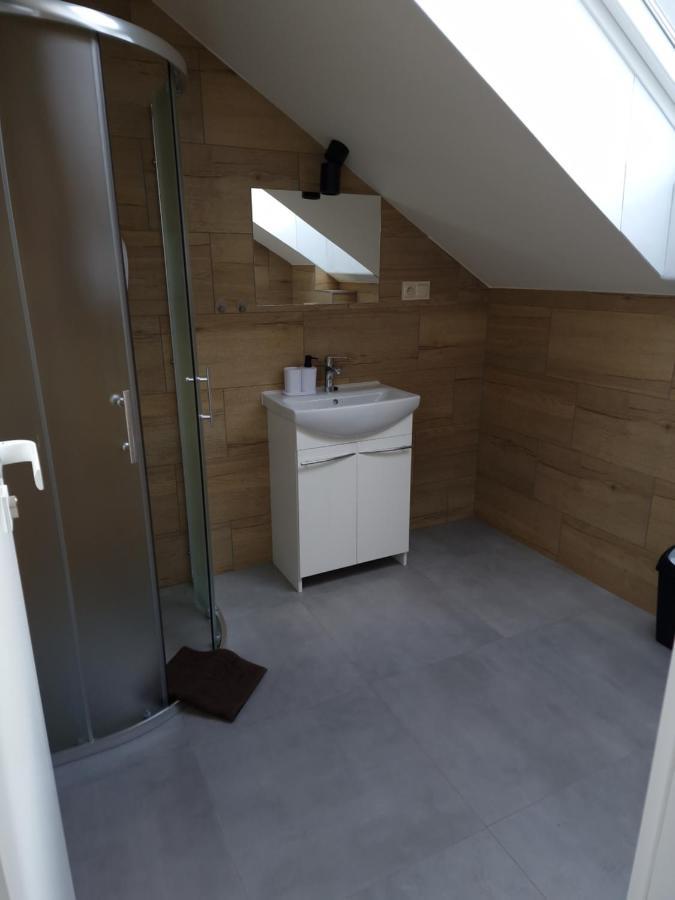 Hotel Bird House Prešov Esterno foto